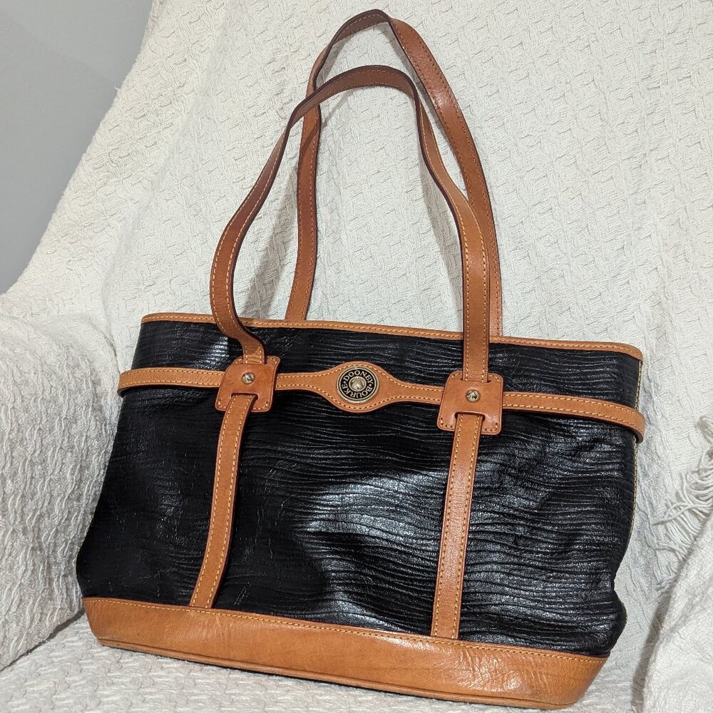 Vintage Dooney And Bourke Black and Tan Women's Handbag